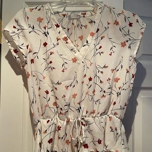 Sienna Sky Floral Blouse Size Small